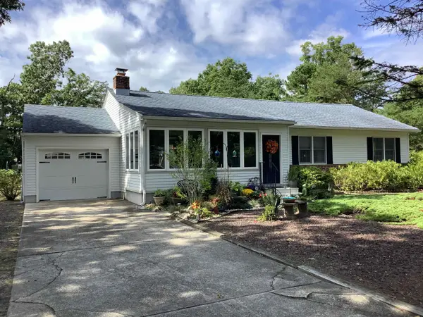 208 Regal Drive, Marmora, NJ 08230