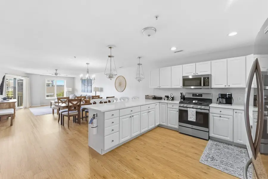 301 E Rochester Avenue, Diamond Beach, NJ 08260 - #3