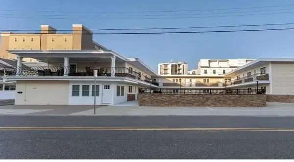 415 E Atlanta Avenue, Wildwood Crest, NJ 08260