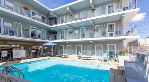 308 E Wildwood Avenue, Wildwood, NJ 08260
