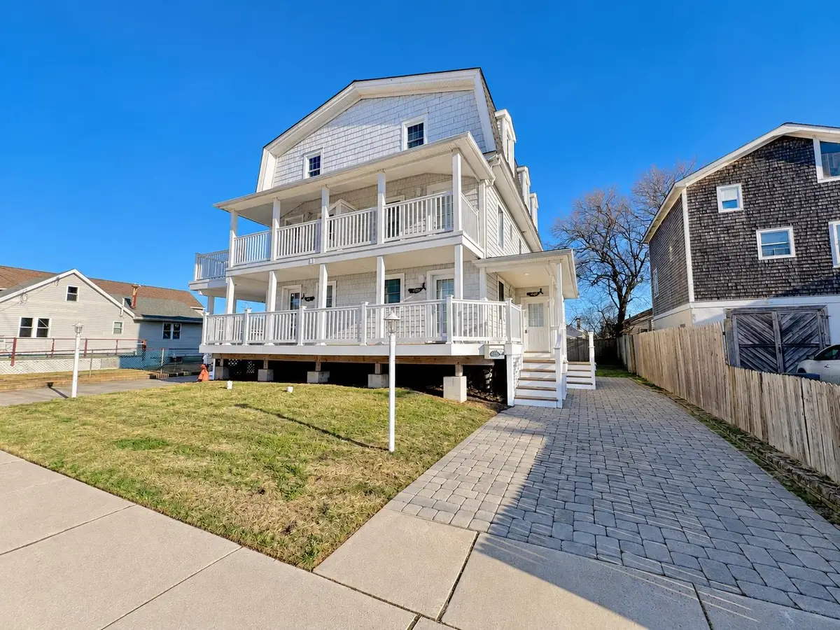 409 W Oak Avenue, Wildwood, NJ 08260 - #1