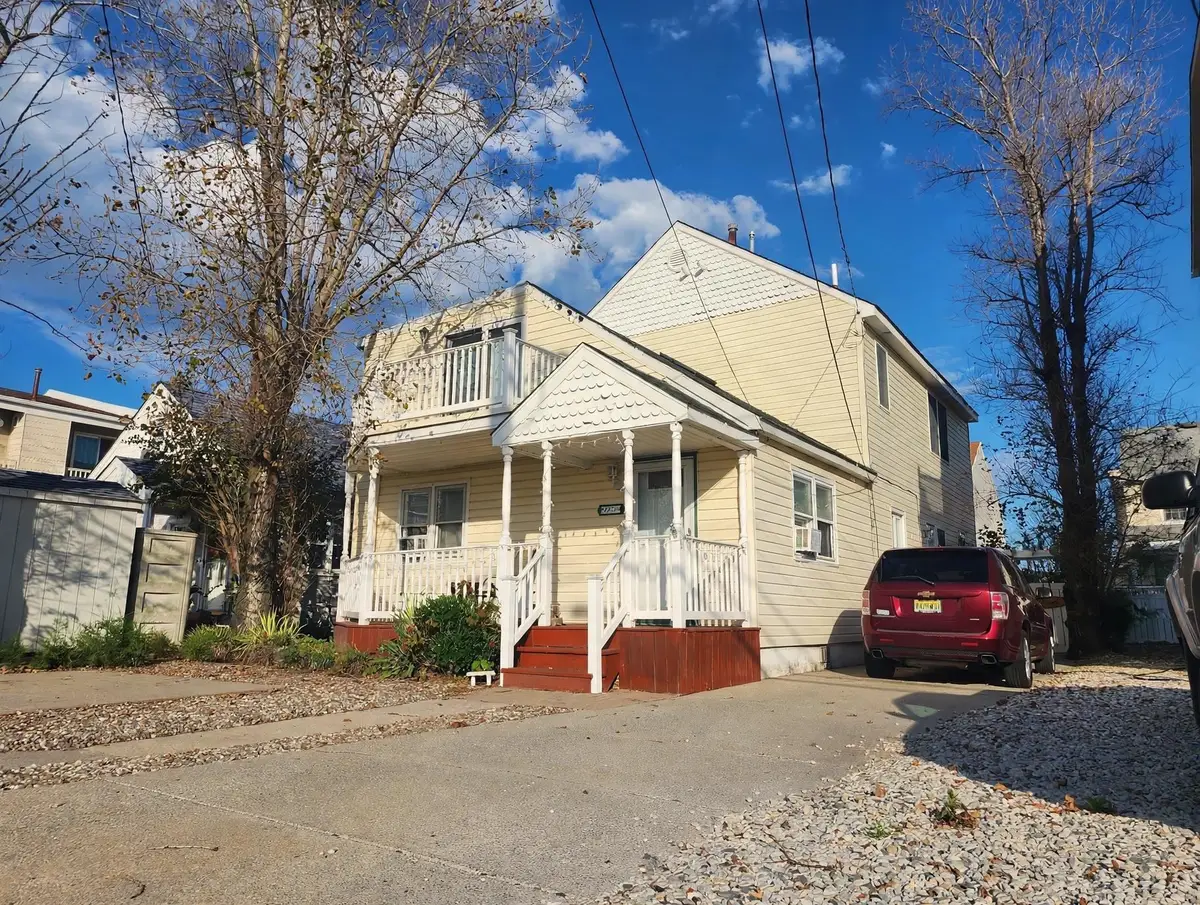 623 W Spruce Avenue, North Wildwood, NJ 08260-2557 - #1