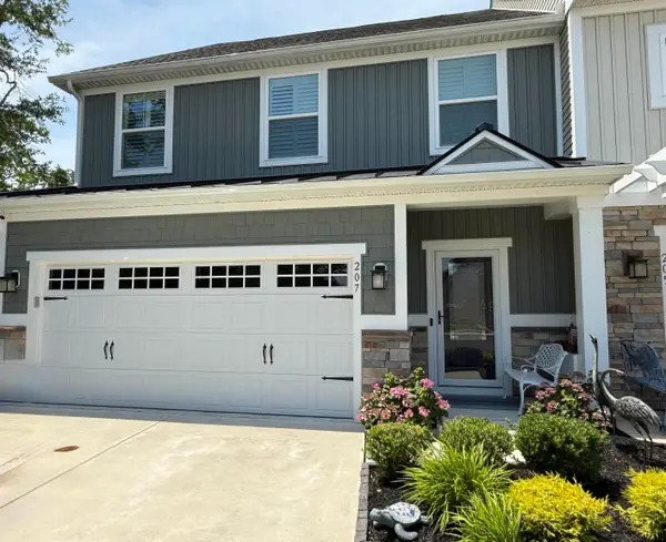 207 Moon Bay Court, Cape May Court House, NJ 08210