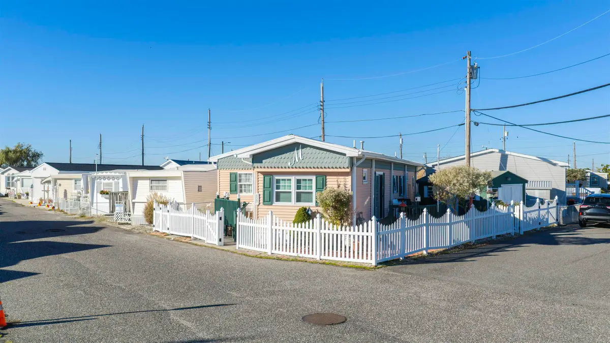 5200 Shawcrest Rd Unit 166, Lower, NJ 08260 - #1