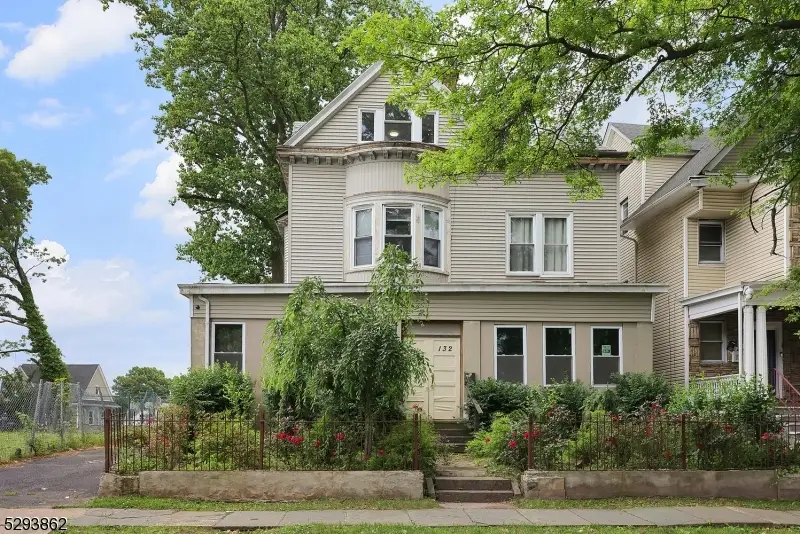 132 S Munn Ave, East Orange, NJ 07018 - Image #1