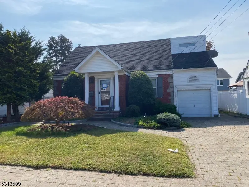 126 Skillman Ter, Saddle Brook, NJ 07663 - Image #1