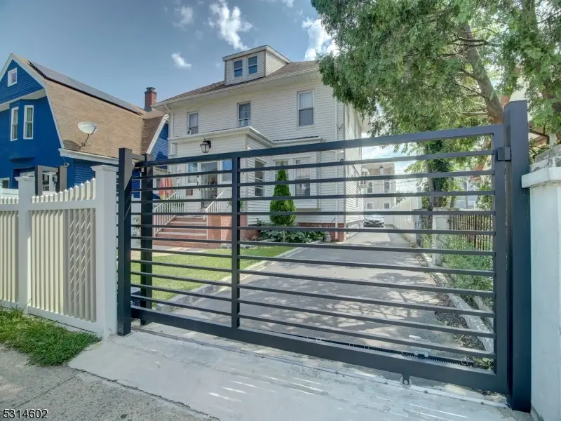 32 Newfield St, East Orange, NJ 07017 - #1