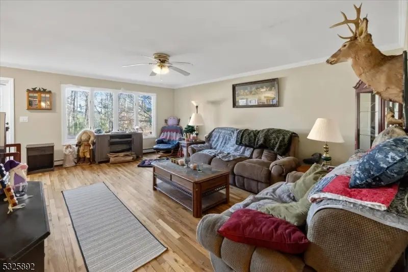 411 Deer Field Ln, Montague, NJ 07827 - Image #3