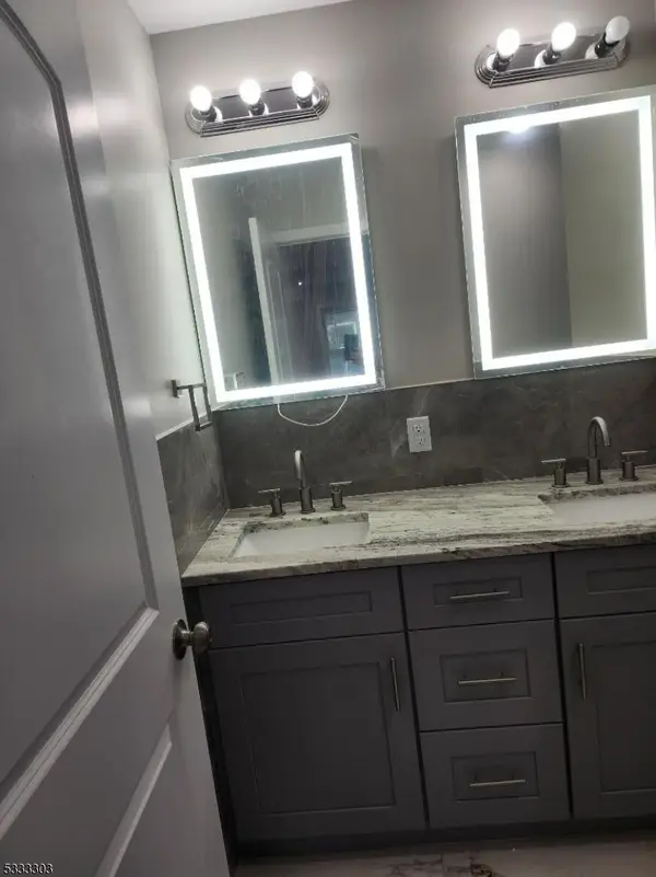 20-22 Garibaldi Ave, Newark City, NJ 07114