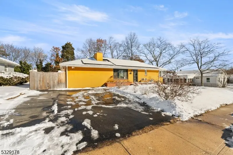 69 Robbins Ave, Franklin Township, NJ 08873 - Image #2