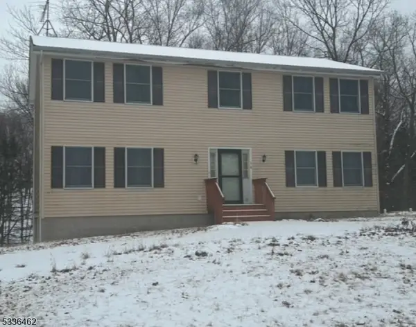 16 Crest Rd, Wantage Twp., NJ 07461