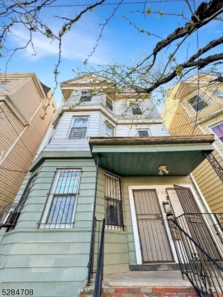 132 Ridge St, Newark, NJ 07104 - Image #1