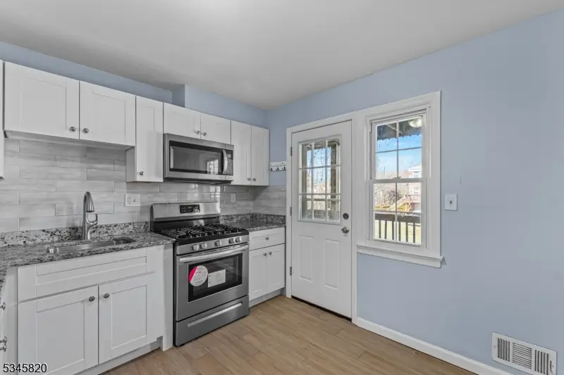 15 Dartmouth Ave #3A, Finderne, NJ 08807 - Image #2