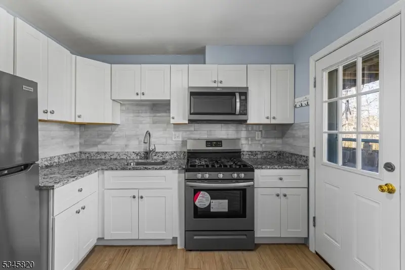 15 Dartmouth Ave #3A, Finderne, NJ 08807 - Image #3