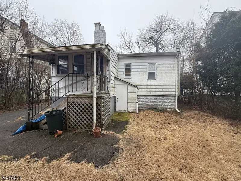 96 Claremont Ave, Verona, NJ 07044 - Image #2