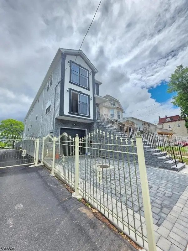 162 Jacques St, Elizabeth City, NJ 07201