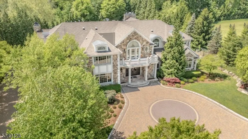 11 Rickland Drive, North Caldwell, NJ 07006 - Image #1