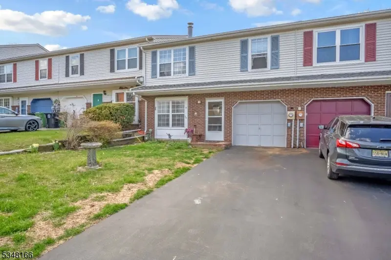 91 Lenape Trl, Washington, NJ 07882 - Image #2