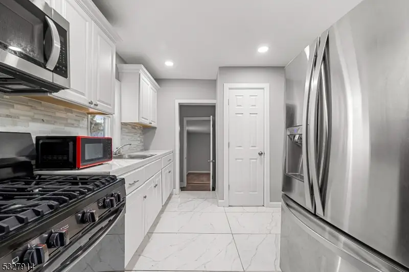 320 Lee Pl, Plainfield, NJ 07063 - Image #3