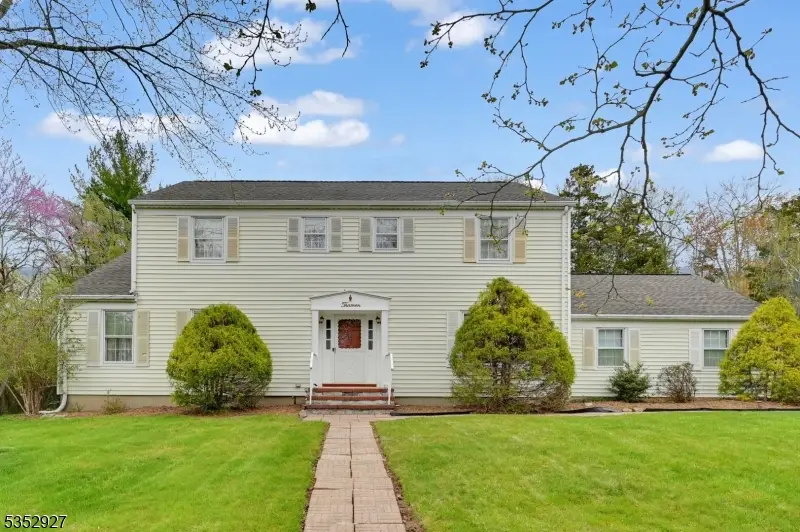 13 Heather Hill Way, Bridgewater, NJ 08807 - Image #1