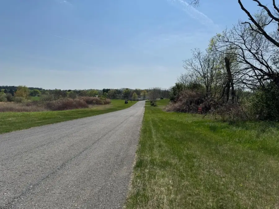 5 Green Valley Way, Harmony Township, NJ 08865 - Image #2