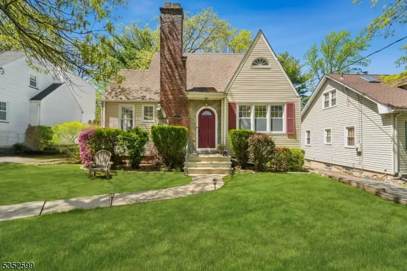 33 Maple Ave, West Orange, NJ 07052 - Image #1