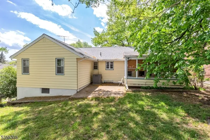 15 Evergreen Ter, Millburn, NJ 07041 - Image #3