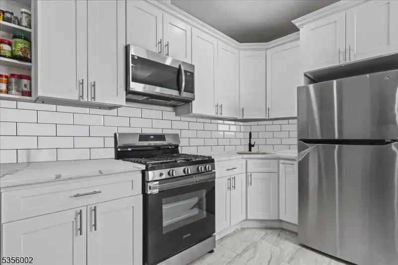 1026 Grove St, Irvington, NJ 07111 - #3