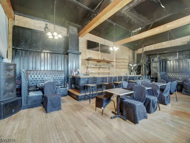 474 15th Ave, Newark, NJ 07103 - Image #2