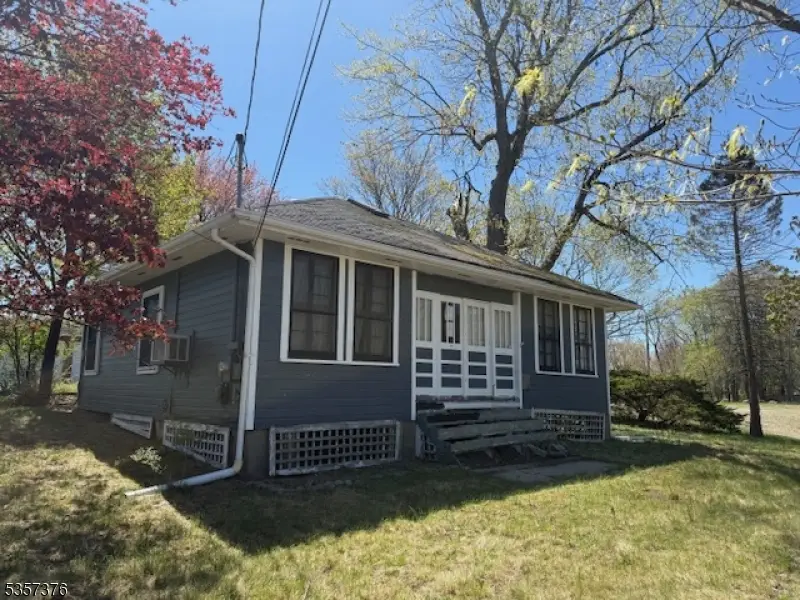 127 E Shore Culver Rd, Frankford, NJ 07826 - Image #1