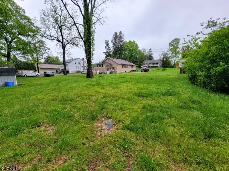 59 Hopatchung Rd, Hopatcong, NJ 07843 - Image #2