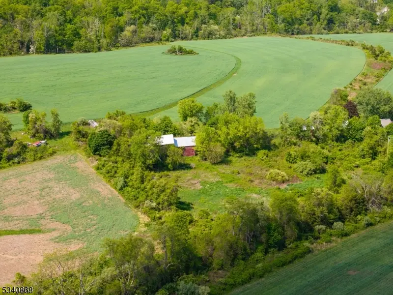 722 Rosemont Ringoes Rd, Delaware Township, NJ 08559 - Image #2