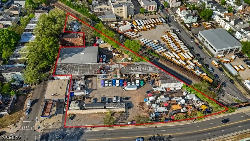 10 Park Ave, East Orange, NJ 07017 - Image #1