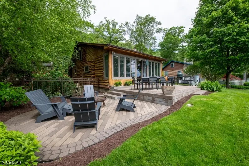 195 Bearfort Rd, West Milford, NJ 07480 - Image #1