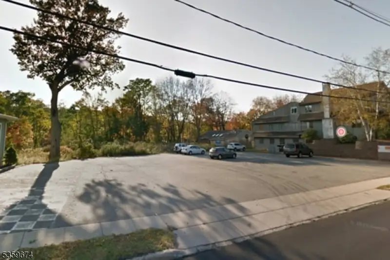 137 Lakeside Blvd, Landing, NJ 07850 - Image #2