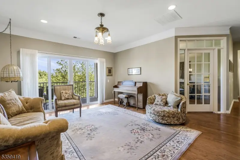 6302 Westover Way #6302, Franklin Township, NJ 08873 - Image #2