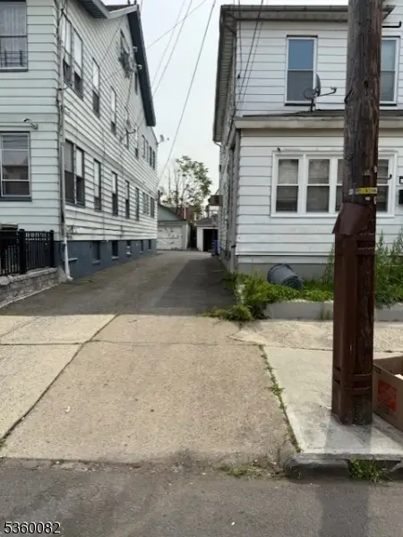 457 N 7th St, Newark, NJ 07107 - Image #3