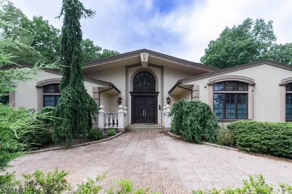 8 Driftwood Dr, Livingston Twp., NJ 07039