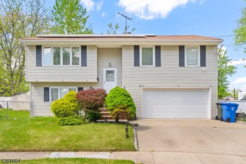 14 Bonnie Ln, Colonia, NJ 07067 - Image #1