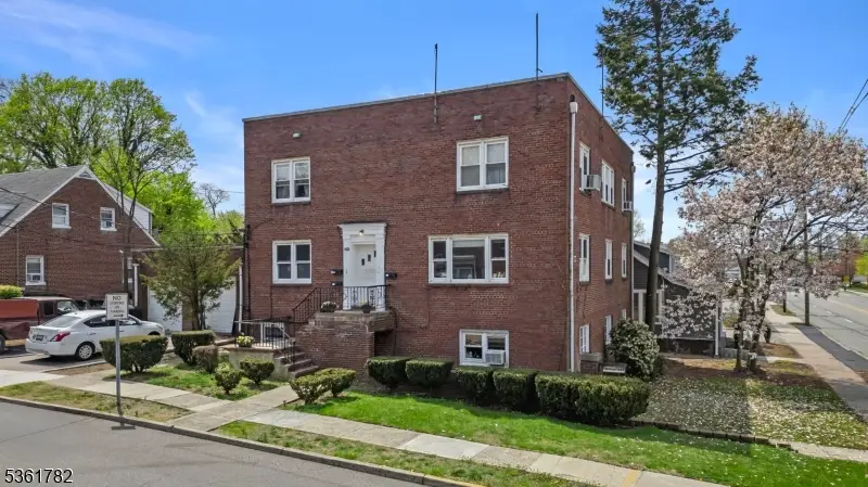 1020 Raritan Ave, Highland Park, NJ 08904 - Image #1