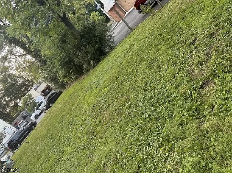 647 S 2nd St, Plainfield, NJ 07060 - Image #3