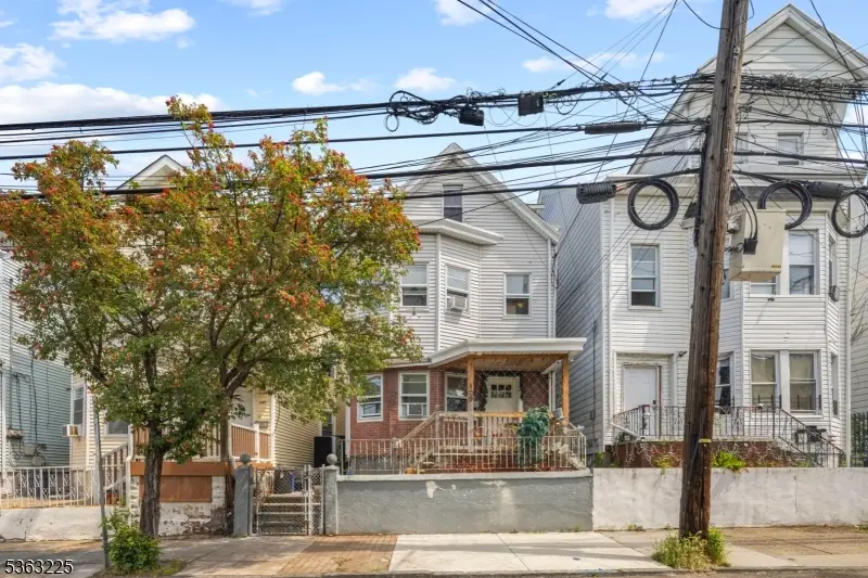 109 Lyon St, Paterson, NJ 07502 - Image #2