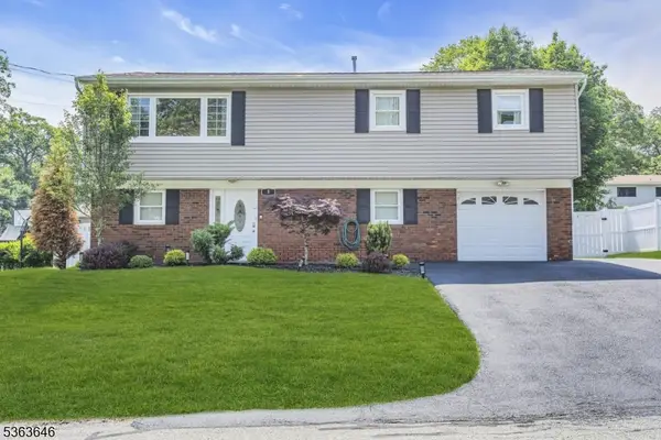 5 Ford Ave, Hopatcong Boro, NJ 07843