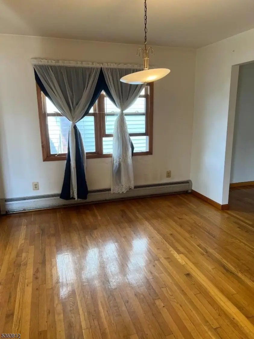 152 Glenwood Ct, Union, NJ 07016 - Image #3