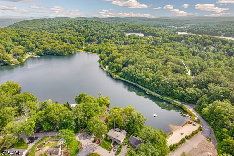 250 Waconia Rd, Highland Lakes, NJ 07422 - Image #2