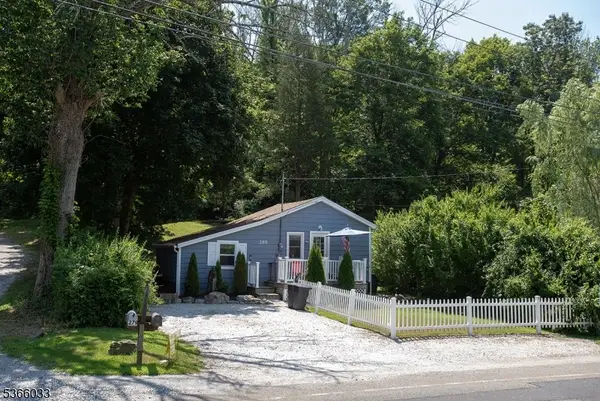 285 Stickles Pond Rd, Andover Twp., NJ 07860