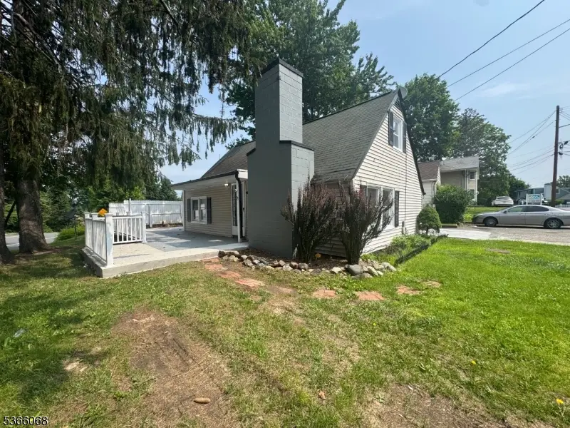 25 Stanhope Rd, Lake Mohawk, NJ 07871 - #1