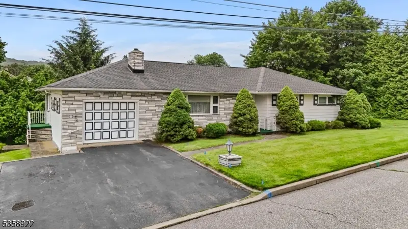 35 Hillside Ave, Netcong, NJ 07857 - Image #1