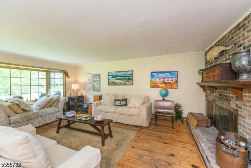 29 Coleman Rd, Long Valley, NJ 07853 - Image #3