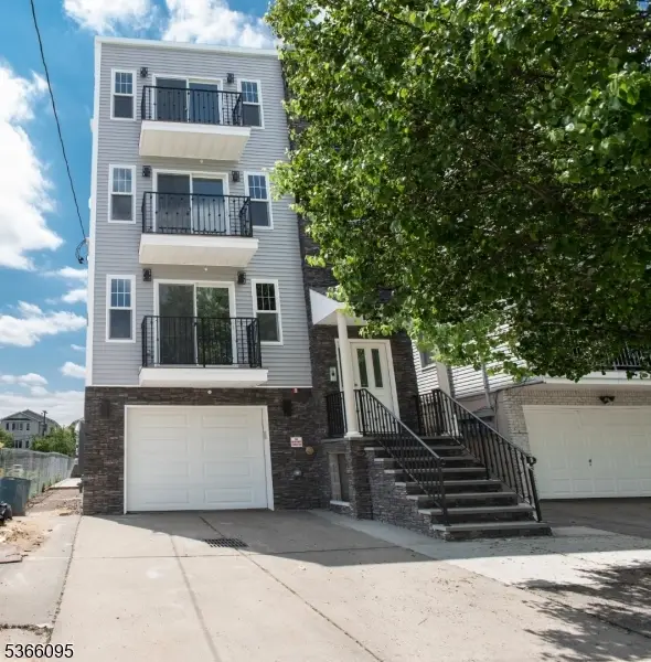 111-113 Chestnut St, Newark, NJ 07105 - Image #1